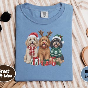 Cockapoo Christmas Sweatshirt, Cockapoo Lover Gift, Holiday Dog Shirt, Christmas Cockapoo Mom Gift afbeelding 4