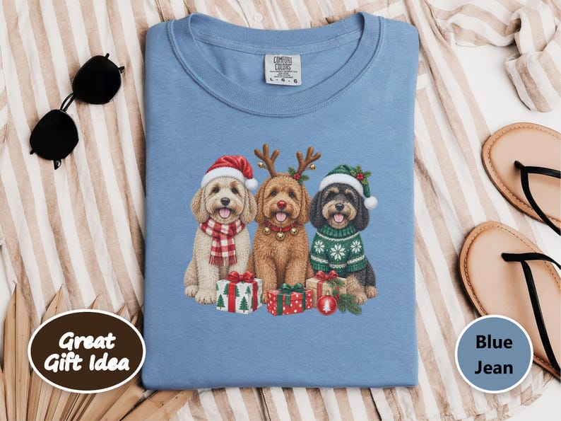 Cockapoo Christmas Sweatshirt, Cockapoo Lover Gift, Holiday Dog Shirt, Christmas Cockapoo Mom Gift afbeelding 4