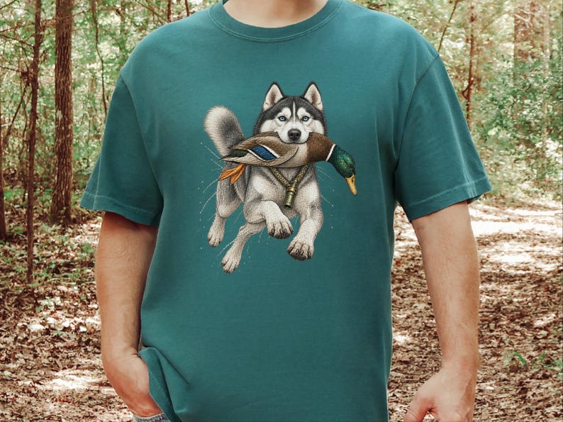 T-Shirt mit Siberian Husky-Motiv, Geschenk für Entenjäger, T-Shirt für Wasservogeljäger, Geschenk für Husky-Liebhaber, Entenjagd-Shirt, T-Shirt mit Wildtiermotiven, Geschenk für Naturliebhaber Bild 5
