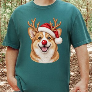 Sudadera navideña de Corgi, camiseta festiva navideña para perros, regalo navideño para dueños de perros, sudadera de cuello redondo para mamás de Corgi imagen 3