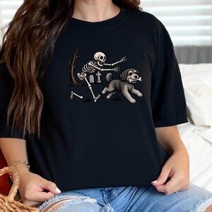 T-shirt squelette Schnoodle, T-shirt chien Halloween, T-shirt chien squelette humoristique, Cadeau pour maman Schnoodle, T-shirt pour amoureux des chiens pour la saison d'Halloween image 1