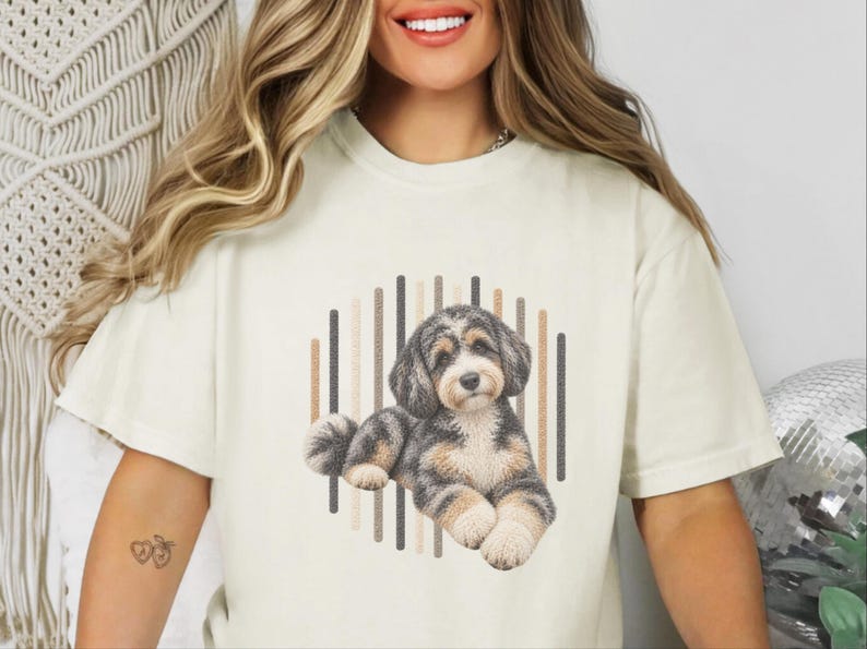 Aussiedoodle shirt, Aussiedoodle cadeau, shirt voor hondenmoeder, driekleurig puppy shirt, shirt voor doodle-liefhebbers, cadeau voor hondeneigenaar afbeelding 7