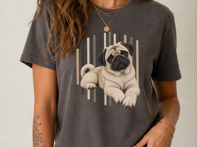 Camiseta de perro carlino, regalo para amantes de los carlinos, camiseta con estampado de cachorro adorable, camiseta para mamás carlinos, camiseta con retrato de perro, camiseta para papás carlinos, ropa para amantes de las mascotas imagen 10