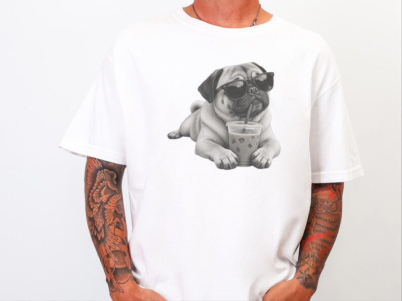 Mops älskare skjorta, rolig hund som dricker iskaffe tee, mops pappa gåva, mops mamma tröja bild 7