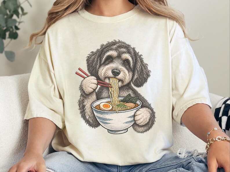 T-shirt Schnoodle Ramen, Cadeau pour propriétaire de Schnoodle, T-shirt pour amoureux des ramen, Cadeau pour maman de chien, T-shirt cuisine japonaise, T-shirt pour gourmand de nouilles image 2