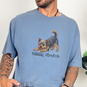 T-shirt Comfort Colors Funny Yorkie, T-shirt extensible grande taille, T-shirt pour maman de Yorkshire Terrier, T-shirt pour amoureux des Yorkies, Vêtements mignons pour parents de chiens image 6