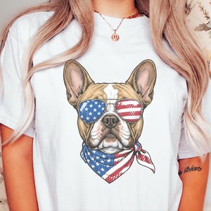 Comfort Colors Patriotic French Bulldog Sunglasses Shirt, Independence Day Anniversary Frenchie Dog Dad Tee, Patriotic Dog Gift immagine 6