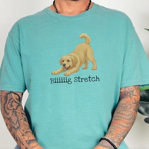 Comfort Colors Cute Dog Art Gift, Biiiiig Stretch Labrador Retriever Shirt, Yellow Lab Mom Tee, Funny Golden Lab Dad, Pet Owner Top image 6