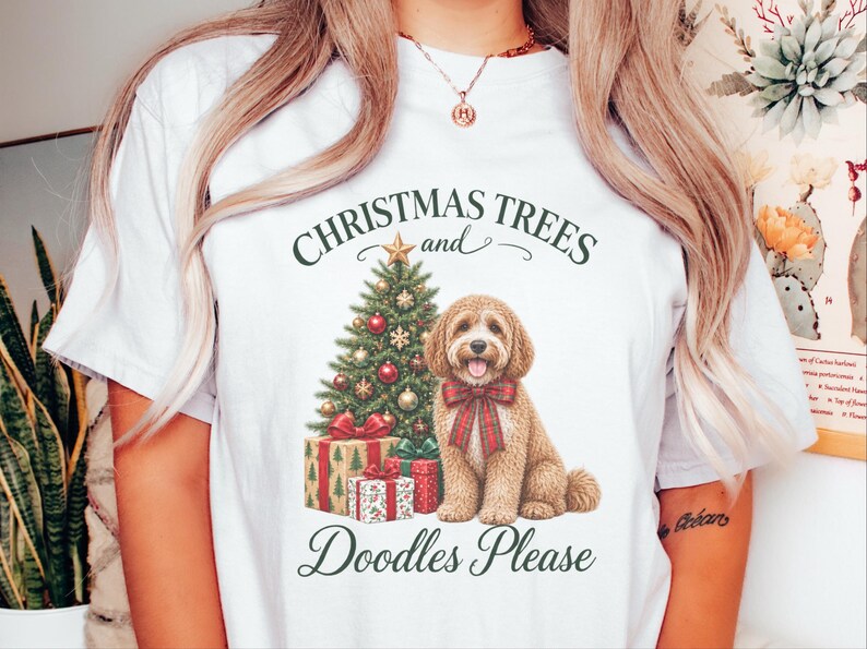 キャバプーのクリスマスシャツ、キャバプーママへのギフト、クリスマスツリーとドゥードル犬をお願いします、ドゥードル犬好きのシャツ、ホリデーペット好きへのギフト 画像 10
