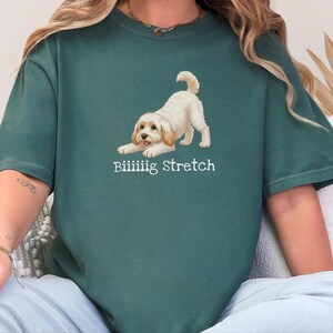 Camiseta elástica grande Comfort Colors para amantes de los Schnoodle, camiseta divertida con diseño de perro Doodle, regalo para mamás perrunas de color marrón esponjoso, regalo para papás dueños de Schnoodle imagen 9
