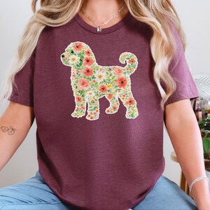 T-Shirt für Schnoodle-Fans, Schnoodle-Blumenmotiv, Boho-Frühlings-Blumen-T-Shirt, Doodle-Hundebesitzer-Shirt, Haustier-Silhouette-Shirt Bild 2