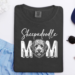 Comfort Colors Sheepadoodle Mom 1717 Tee, Doodle Mama Gift, Sheepadoodle Lover Gift, Retro Dog Shirt, New Dog Mom Gift, Doodle Dog Art image 5