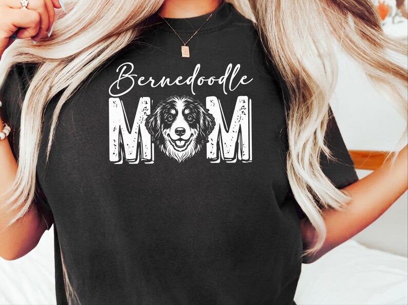 Comfort Colors T-shirt « Maman Bernedoodle hurlant à la lune », T-shirt chien rigolo, T-shirt années 90, Cadeaux amusants pour propriétaires de chiens, Hurlement à la lune, T-shirt chien rigolo image 6