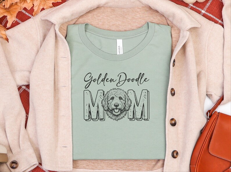 Golden Doodle mamma-tröja, lockig hundmamma-tröja, Goldendoodle-älskare-tröja, hundägare-presenter för husdjursälskare, rolig unik hund-t-shirt för kvinnor bild 1