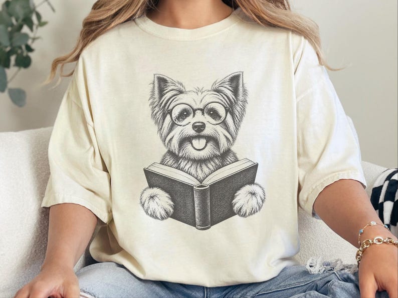 Maglietta con Yorkshire Terrier che legge, regalo per amanti dei libri e dei cani, maglietta con Yorkshire Terrier, regalo per appassionati di libri, maglietta per amanti della biblioteca, maglietta per appassionati di lettura immagine 10