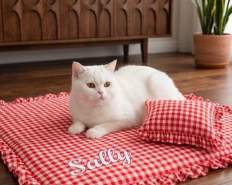 Personalized Gingham Pet Mat and Pillow Set, Ruffle Edge Kitten Nest