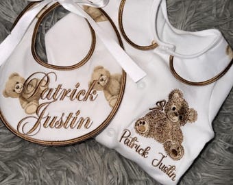 Personalised Teddy Bear Baby Gift Set | Embroidered Sleepsuit & Bib | Luxury Neutral New Baby Gift | Coming Home Outfit
