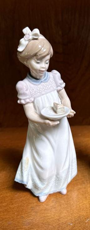 Vintage Lladro Happy Birthday Porcelain Figurine 5429 Mint