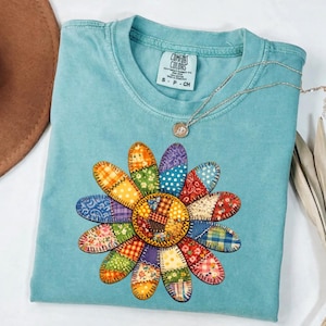Comfort Colors® Patchwork Flower Cottagecore Aesthetic Shirt, Retro Quilted Daisy Folk Art Tshirt, Handmade Floral Boho Gift