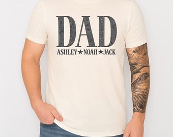 Camiseta personalizada para papá con nombres de los niños, camiseta para papá, camiseta personalizada para papá, camiseta para el Día del Padre, camiseta para papá primerizo, camiseta para papá, camiseta de regalo de cumpleaños para papá