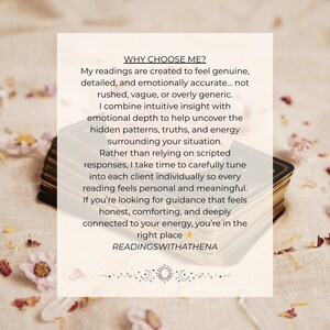 Puede incluir: Un mazo de cartas de tarot con bordes dorados descansa sobre una superficie clara, con el texto "WHY CHOOSE ME?" y "READINGSWITHATHENA." El fondo presenta p&eacute;talos de flores dispersos.