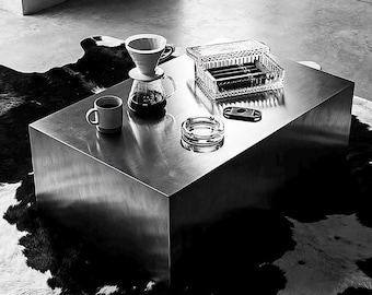 Stainless Steel Coffee Table – Modern Minimalist Living Room Accent Furniture (80x50 cm)
