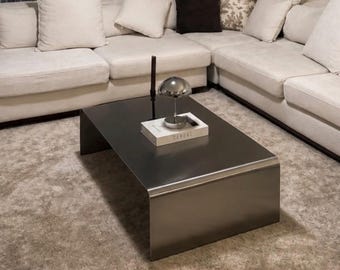 Mesa de centro minimalista de acero inoxidable con efecto cascada - Mesa de centro moderna de metal cepillado