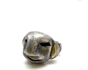 Happy Looking Solid Silver Face Ring .E860
