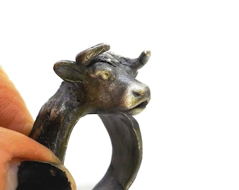 Brutalist Sculptural Statement Bull Solid Silver Ring. E854