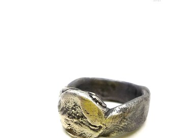 Singular, único en su tipo, plata de primera ley, anillo orgánico.E803