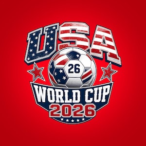 Pu&ograve; includere: Grafica rossa con la scritta "USA" in un design blu e bianco stellato. Un pallone da calcio con strisce rosse, bianche e blu e il numero "26" &egrave; centrato. Sotto, &egrave; visualizzato il testo "WORLD CUP 2026".