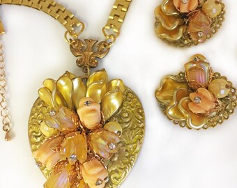 Gorgeous Mid Century Assemblage Necklace & Earrings ~ Yellow, Peach and Gold Tones ~ Unique Vintage Chain ~ Statement Necklace ~ Clip-on