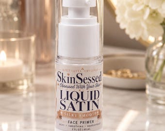Prebase facial líquida satinada de 2 oz SkinSessed Base de maquillaje sedosa y suave que difumina los poros Acabado mate suave para un maquillaje impecable