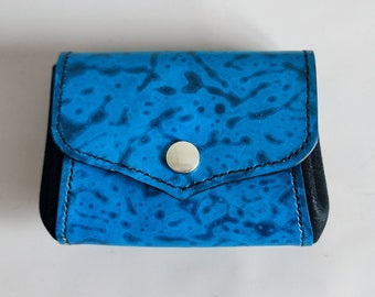 Gusseted Coin Purse / Leather Card Holder - Artisanal - Hand Sewing and Dyeing - TEELA -