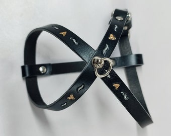 NAYELI - Kitten or Small Dog Harness in Black Vegetable Tanned Leather - Size XXS - Glittery Heart Pattern - Nickel Plated Buckle Quick Release