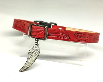 SHABY - Red Vegetable Tanned Leather Cat Collar - Feather Pattern - Breakaway Collar - Quick Release Buckle