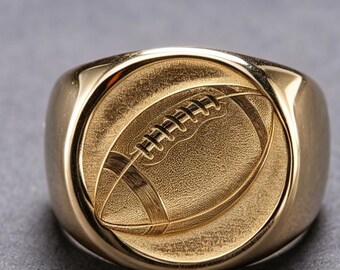 Anillo vintage de oro de 14 quilates con diseño de fútbol americano y Stitch para hombre.