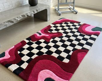 Tufted Checkerboard Rug Wavy Aesthetic Area Rug Checkered Living Room Carpet Retro Abstract Runner Rug Cute Pink Black Ground Custom Rug