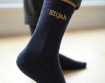 Custom Embroidered Bamboo Socks – Personalized Name Comfort Fit