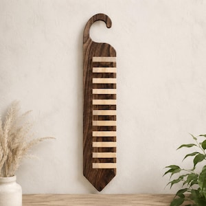 Modelo de suporte para gravatas artesanal de nove níveis (faça você mesmo)