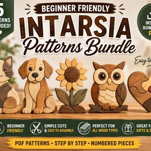 Op de afbeelding: Een digitale afbeelding voor een beginnersvriendelijk intarsia-patronenpakket met vijf houten figuren: een kat, een hond, een zonnebloem, een uil en een hart. De tekst luidt: 5 PATTERNS INCLUDED, INSTANT DOWNLOAD PDF, BEGINNER FRIENDLY, EASY TO MAKE.