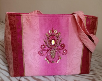 Handbestickte rosa Seidentasche – Indischer/Boho-Chic-Stil – Einzigartiges Kunsthandwerk aus den 2000er Jahren