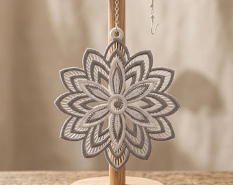 Vintage Mandala Lace Earrings Embroidery Design, Freestanding Floral Jewelry (Digital Download)