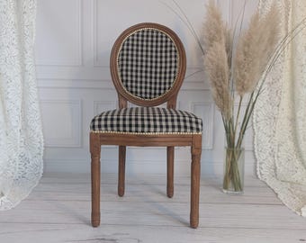 Gingham Louis Style Dining Chair – French Country Chic, Timeless Oval Medallion Back, Natural Wood, Farmhouse Elegance