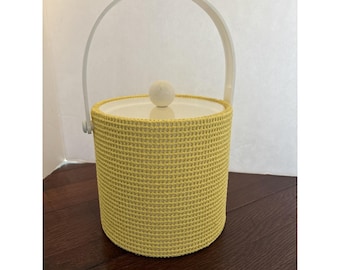 Vintage Elegance By Kraftware Retro Ice Bucket Fishnet Yellow Textured  & White