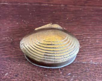 ヴィンテージ真鍮製、蓋と蝶番付きの貝殻型小物入れ