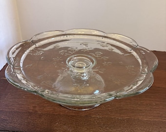 Vintage Anchor Hocking Savannah Pedestal Glass Cake Stand W/Embossed Flowers 12"
