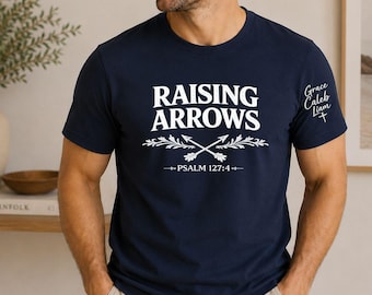 Camiseta personalizada para el Día del Padre con diseño cristiano, diseño del Salmo 127:4, camiseta para papá con flechas alzadas, camiseta personalizada con nombre para niños, regalo religioso para el Día del Padre.