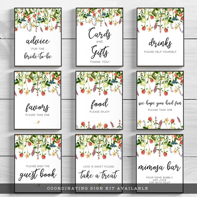 K&ouml;nnte beinhalten: Ein Set aus neun rechteckigen Veranstaltungsschildern mit Aquarell-Wildblumenr&auml;ndern in Rot, Gr&uuml;n und Blau. Jedes Schild zeigt schwarzen Text, darunter Phrasen wie advice for the bride-to-be, cards and gifts, drinks, favors, food, guest book und mimosa bar.
