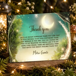Op de afbeelding: Een rechthoekige bedankkaart met een maansikkel en een gloeiend spoor van sterrenstof tegen een groene bosachtergrond. De tekst luidt: Thank you, THIS IS AN INSTANT DOWNLOAD THANK YOU CARD THAT IS FULLY EDITABLE. Metro-Events.